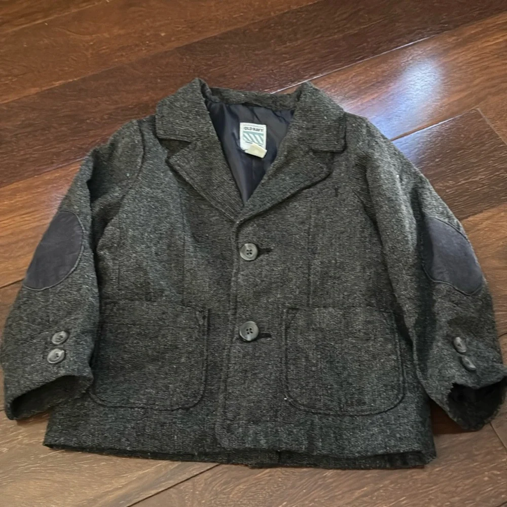 Old navy blazer jacket size 3t used a few times